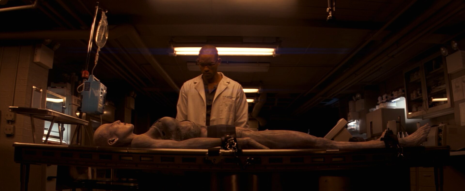 I Am Legend: Skin and surface response under hard light